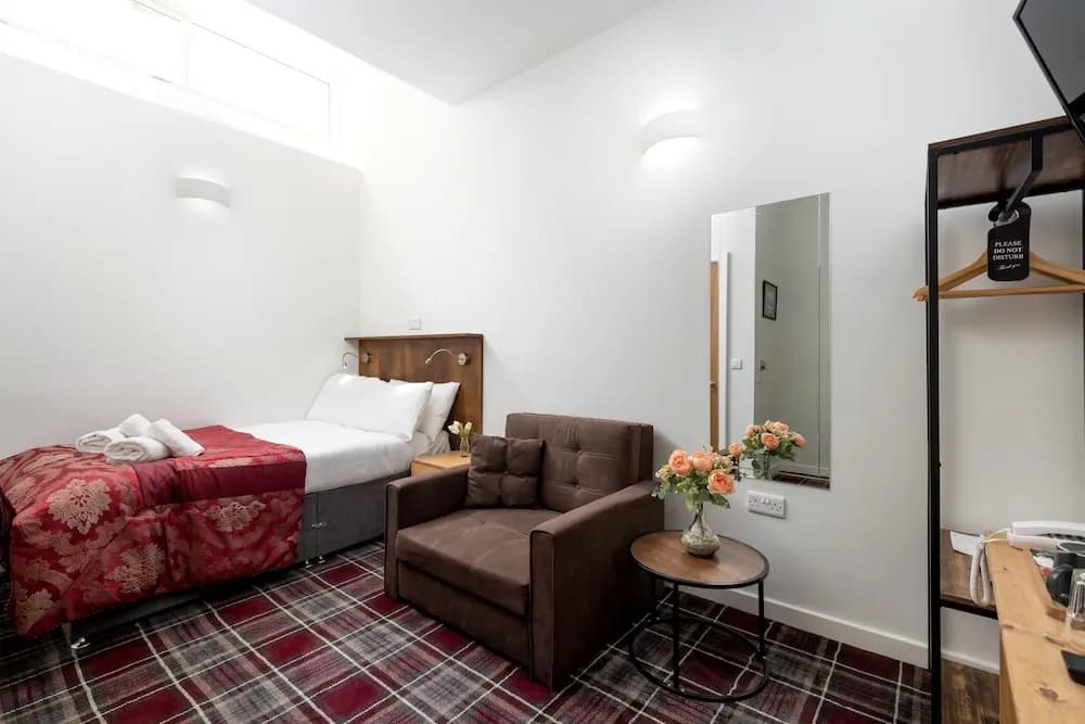 Smith Place Hotel - photo 29