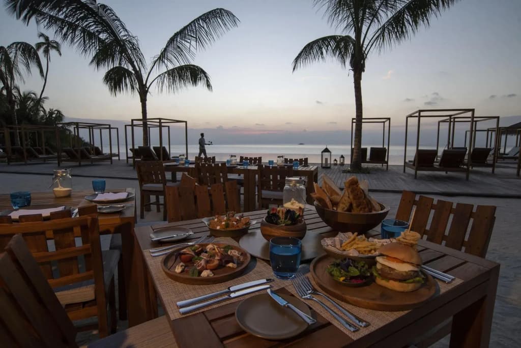 The Residence Maldives at Dhigurah Hotel - photo 26