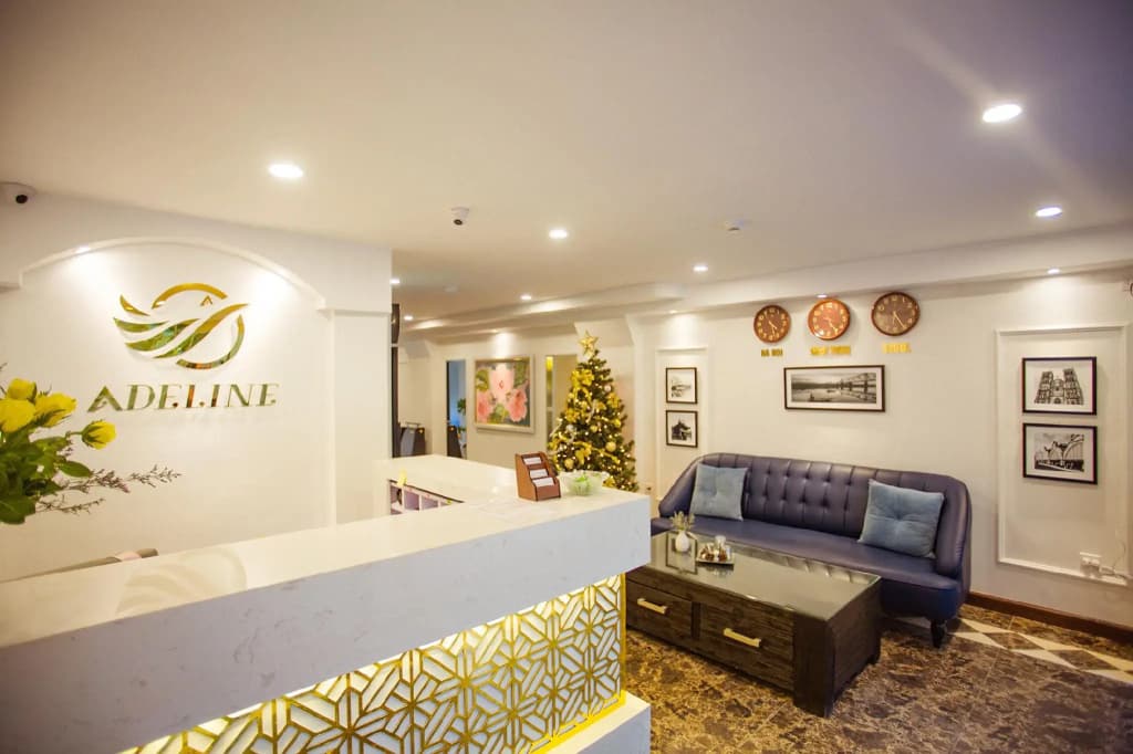 Adeline Hotel - photo 2