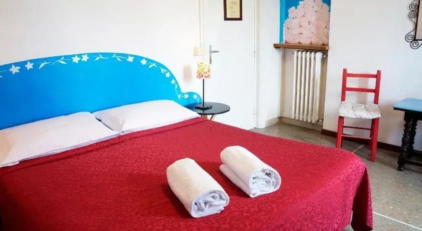 Casa Nuestra - photo 2