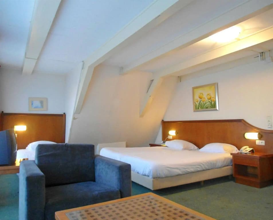 Supper Hotel - photo 2