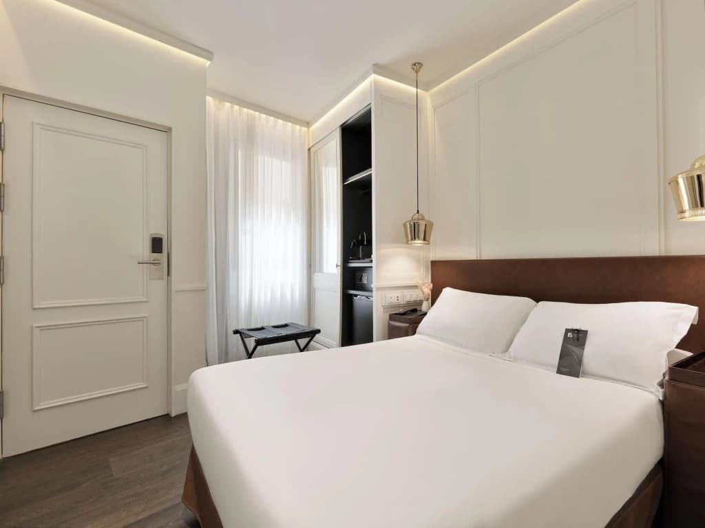 H10 Montcada Boutique Hotel - photo 36