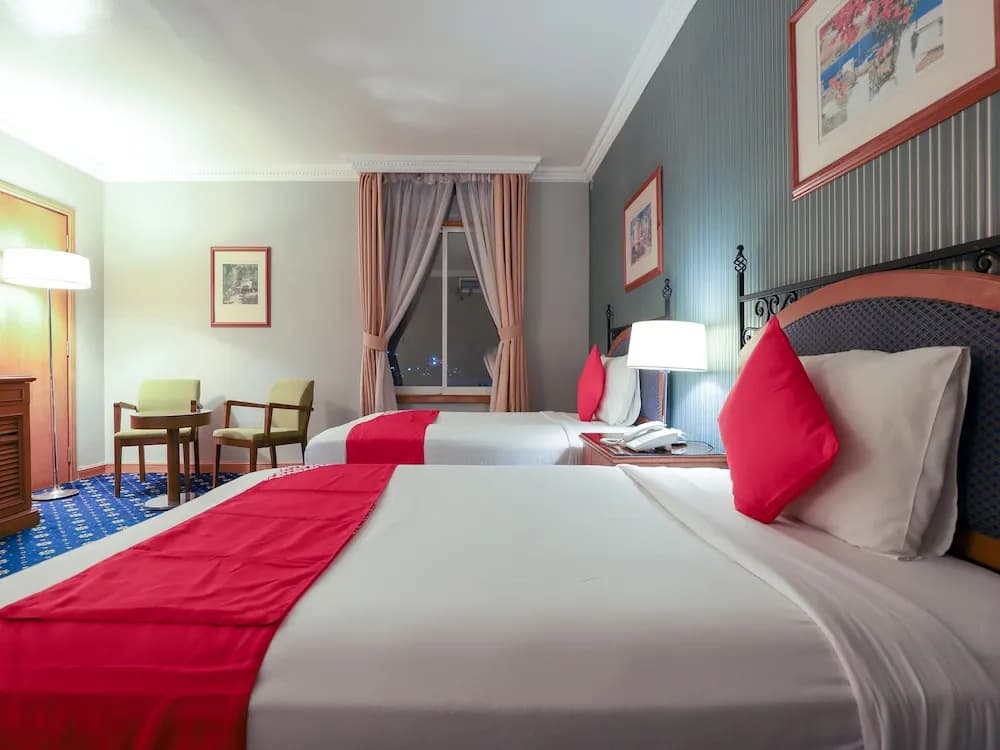 City Plaza Hotel by OYO Rooms - photo 4