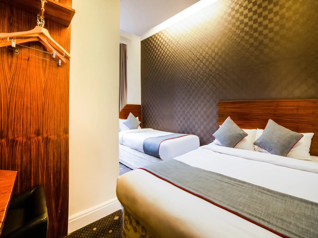 The Park Hotel - photo 2