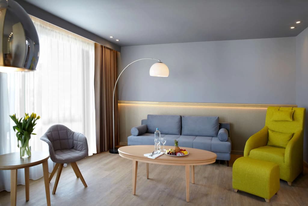Zeus Wyndham Grand Athens Hotel - photo 4
