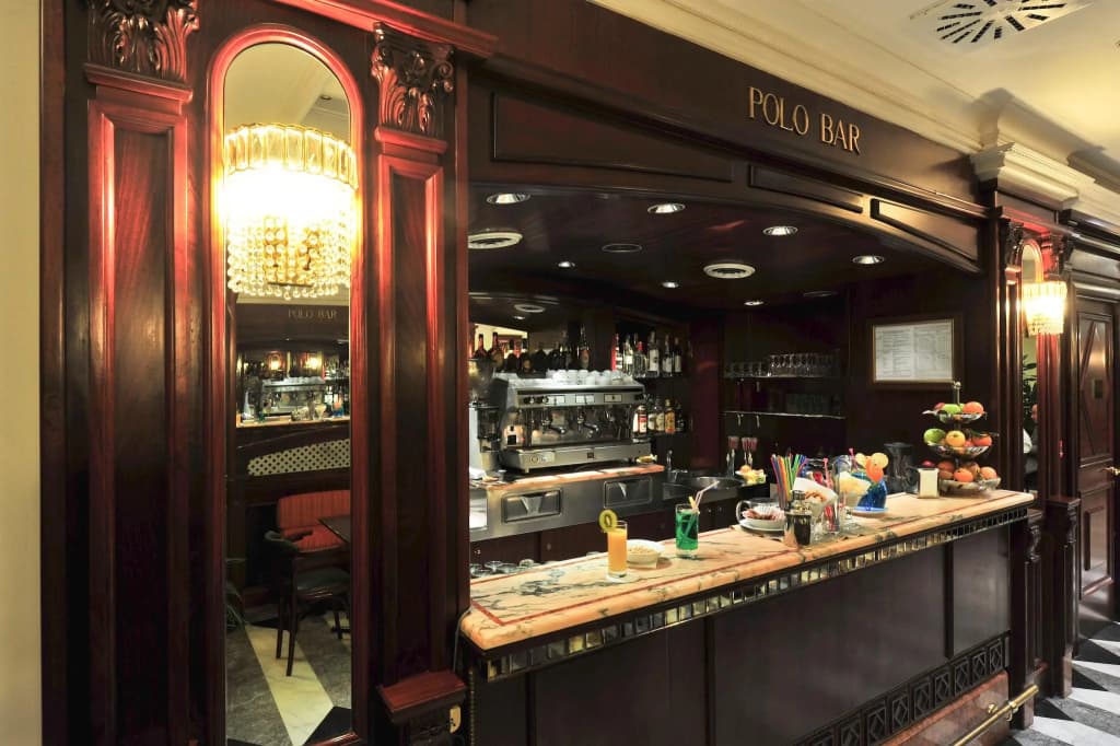 Hotel Regent - photo 21