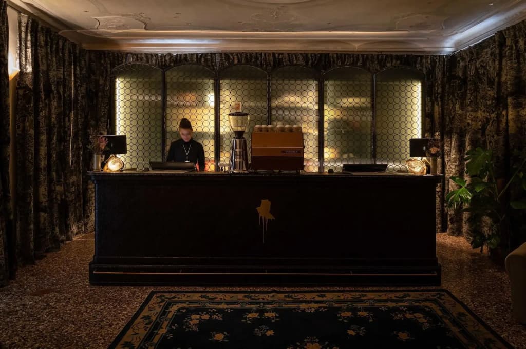 The Venice Venice Hotel - photo 43