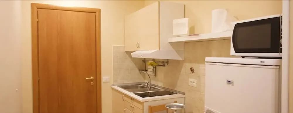 Elizabeth Apartments - photo 11