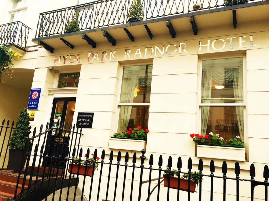 Hyde Park Radnor Hotel - main photo