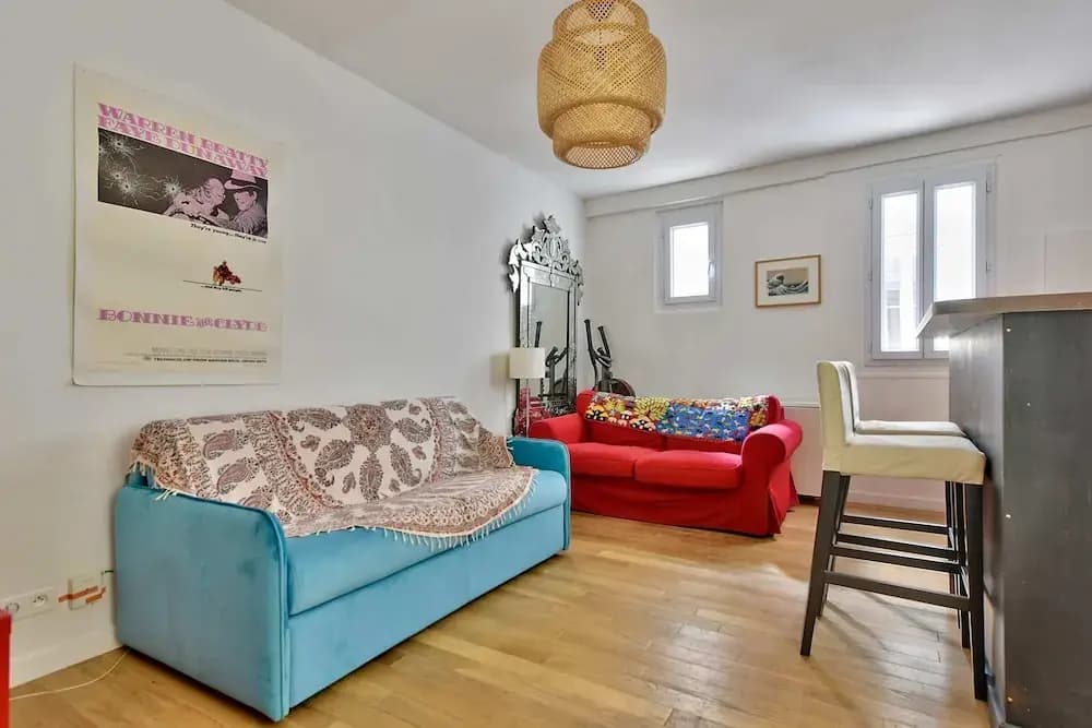 Superb Apartment at the Foot of the Sacré-coeur - photo 2