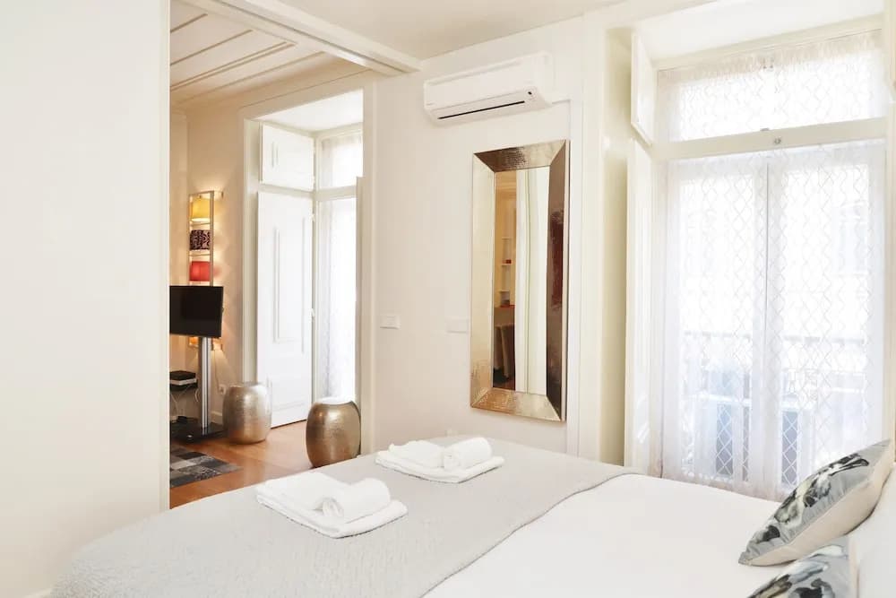 Chiado Luxury Experience Apartment - photo 2
