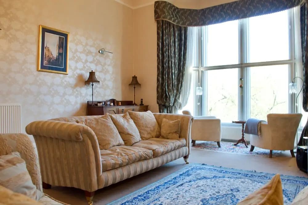 Home In Historic Edinburgh - photo 6