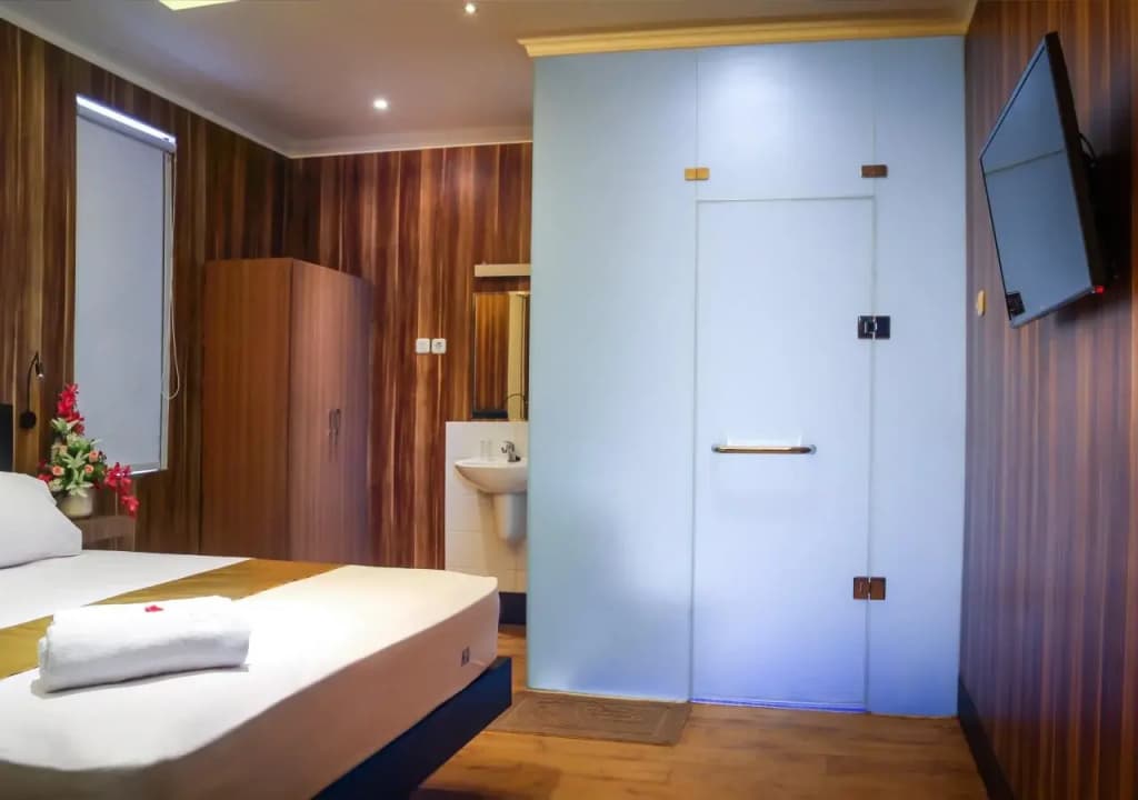 Madu Inn Hotel - photo 5