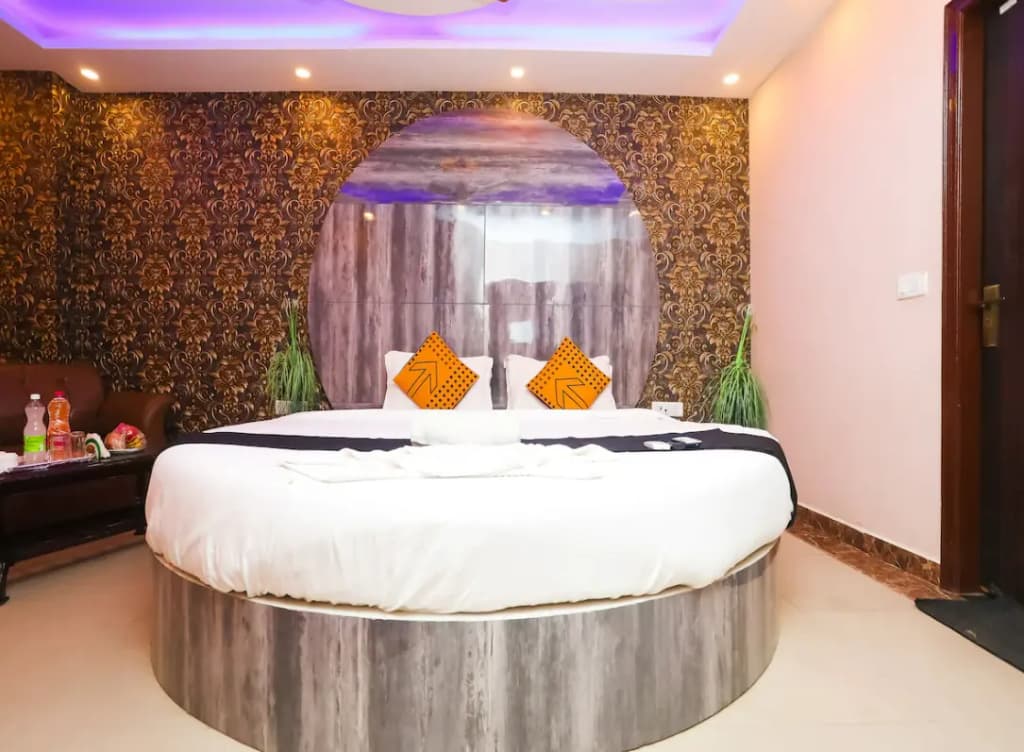 Hotel Silver Stay By Grb - photo 8