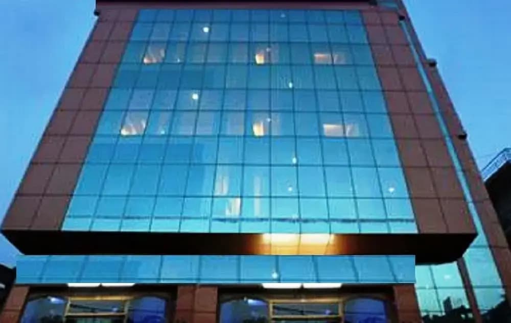 Maxfort Airport Hotel - photo 1