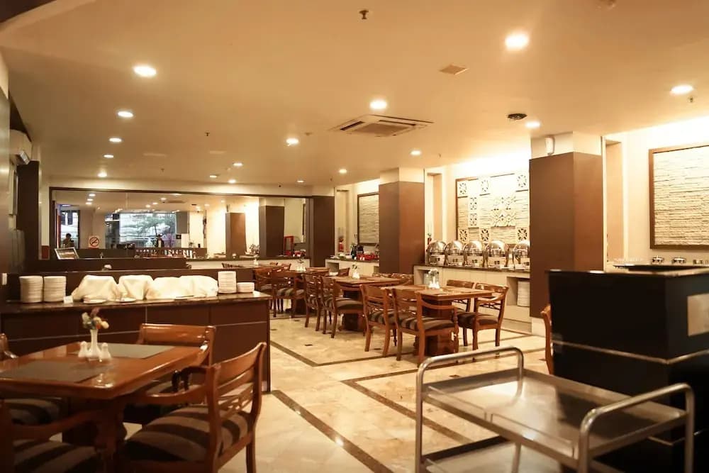 Dreamtel Jakarta - photo 20