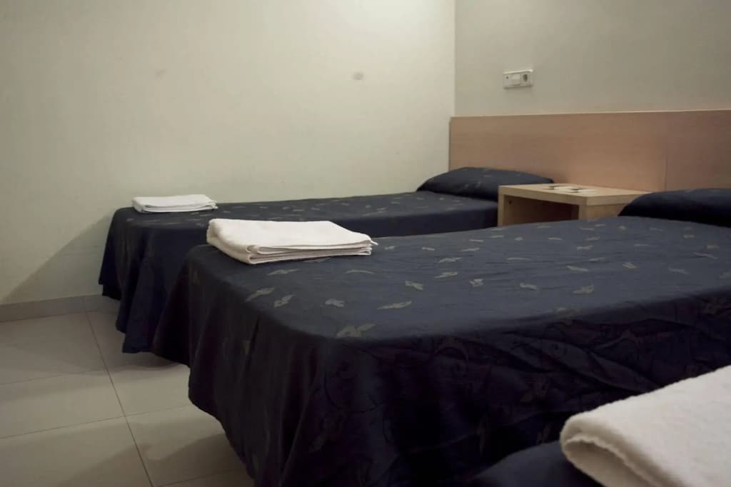 Hostal Bedmates - photo 5