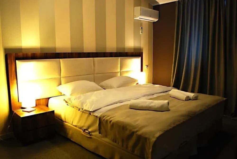 Hotel West - photo 4