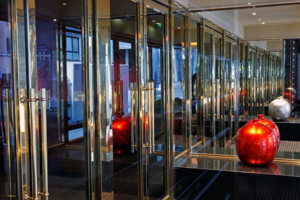 Warwick Champs-Elysées Hotel - photo 27