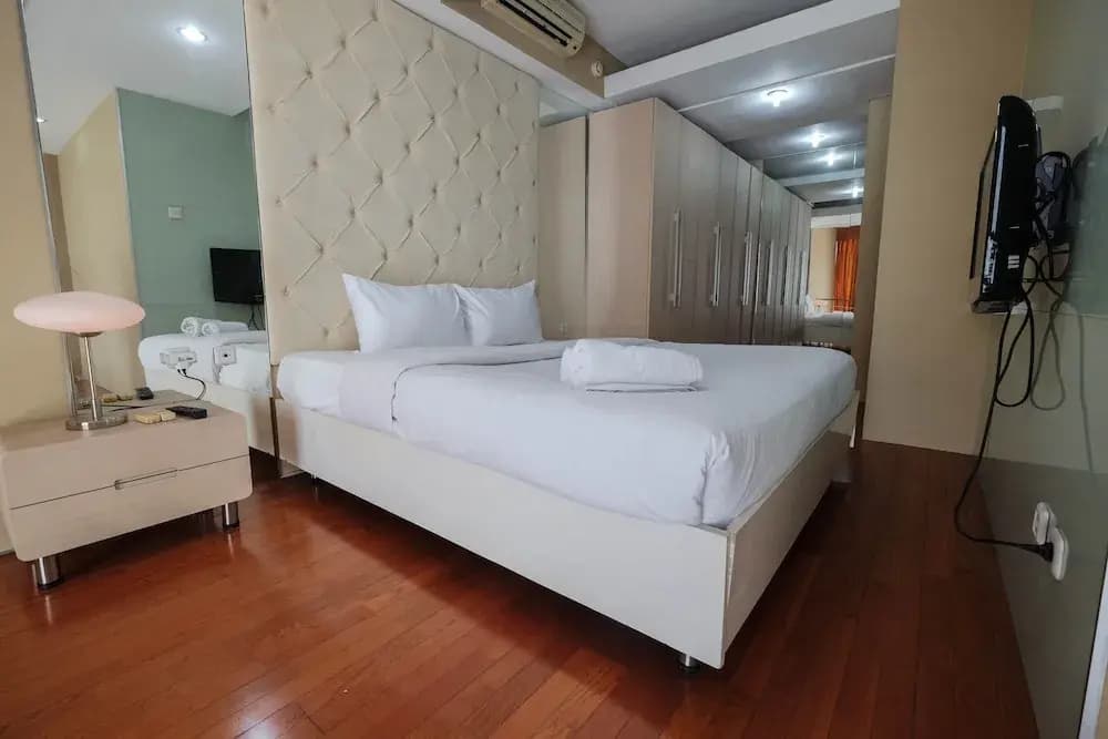 Spacious 1BR Two-Level Apartment at CityLofts Sudirman - photo 2