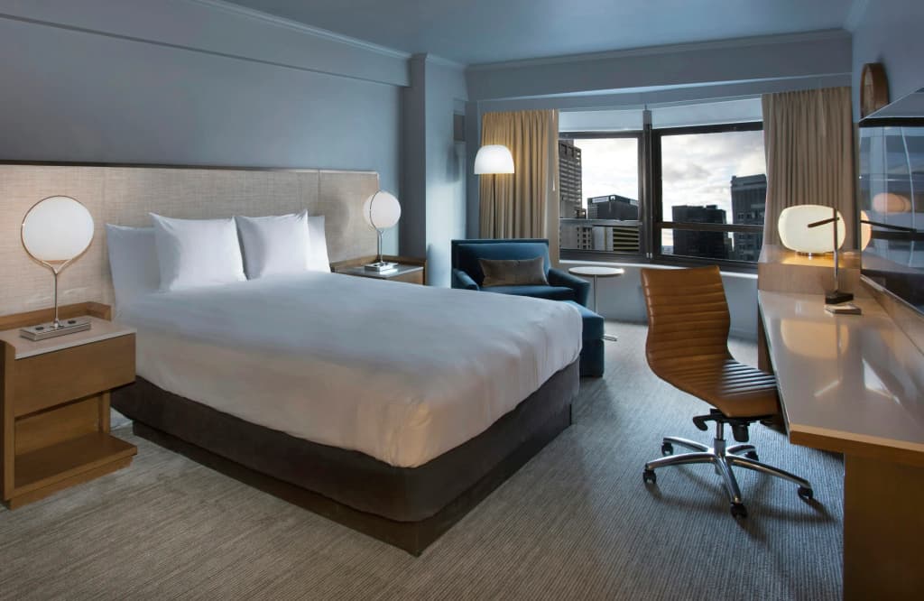 New York Hilton Midtown - photo 3