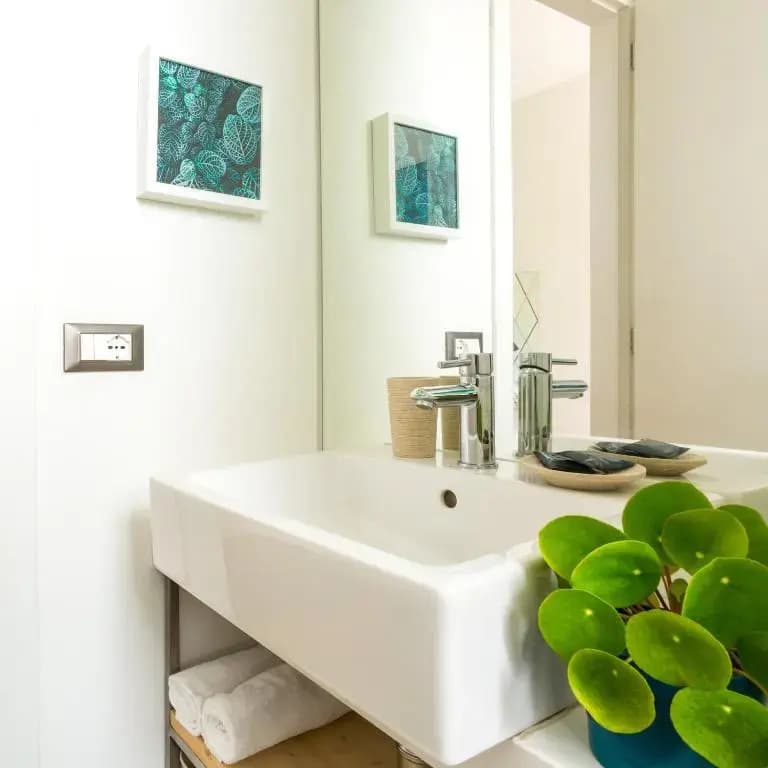 Duomo Views, Light, Jungle-inspired Studio with Terrace - photo 2
