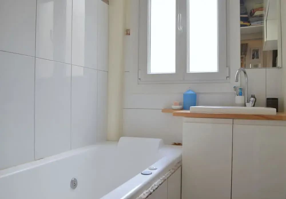 Bright Montmartre 1 Bedroom Flat - photo 7