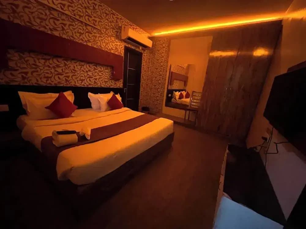 Goroomgo Hotel Park View Delhi - photo 2