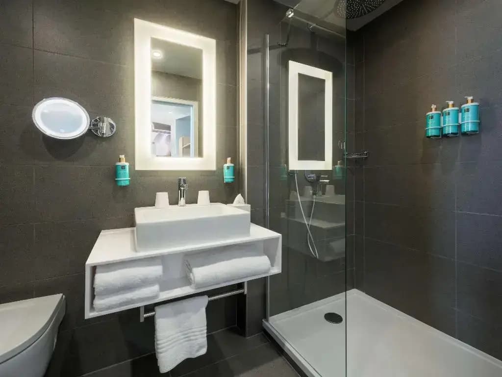 Novotel Belleville Paris 20 Hotel - photo 5