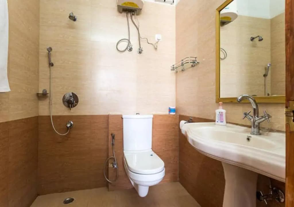 Bluo 1Bhk - Defence Colony Market, Lift, Balcony - photo 7