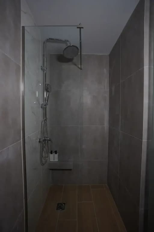 Tip Top Suites - photo 43