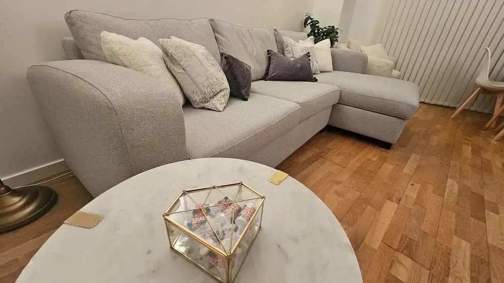 Luxury Apartment in Canary Wharf - photo 9