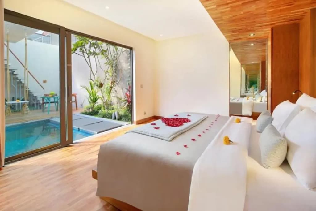 Ayona Villa Seminyak by Ini Vie Hospitality - photo 6