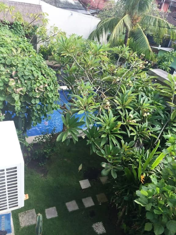 Grand Bimasena Hostel - photo 12