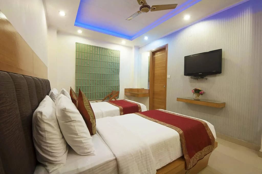 Treebo Trend Hotel Fortuner - photo 4