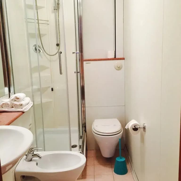 Joseph House - photo 7