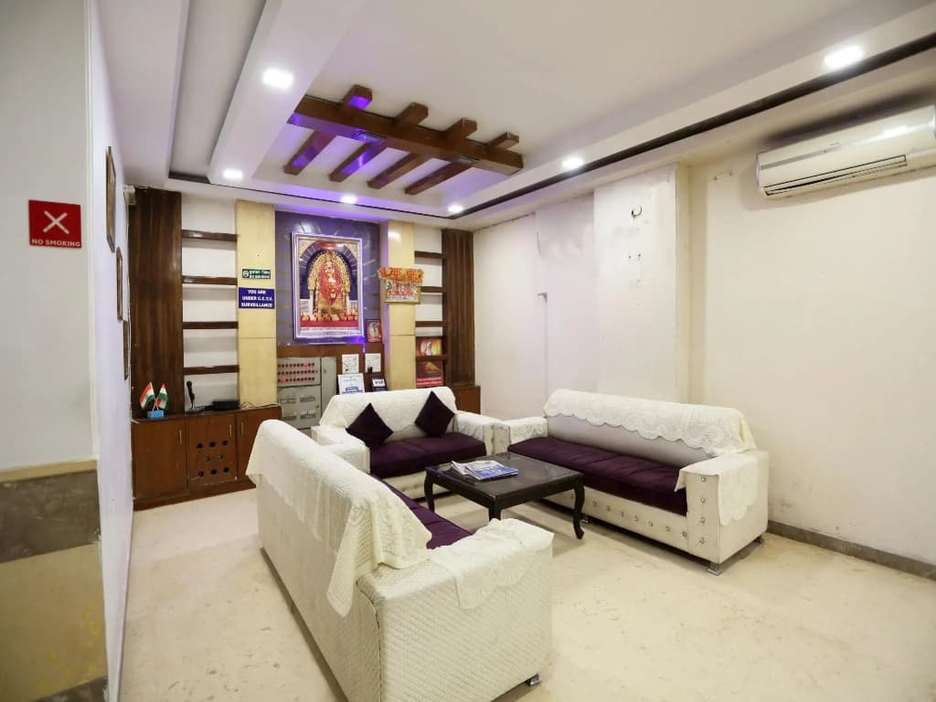 OYO 3919 Hotel Sai Dham - main photo