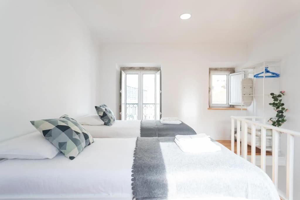 FLH Mouraria Charming Flat III - photo 5