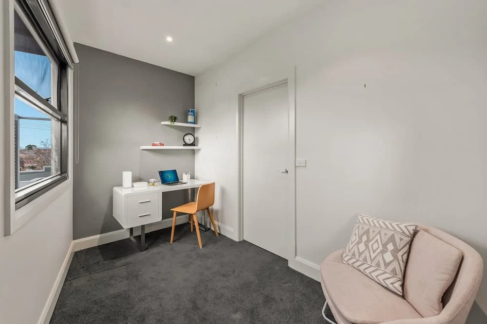 StayCentral - Moonee Ponds Penthouse - photo 4