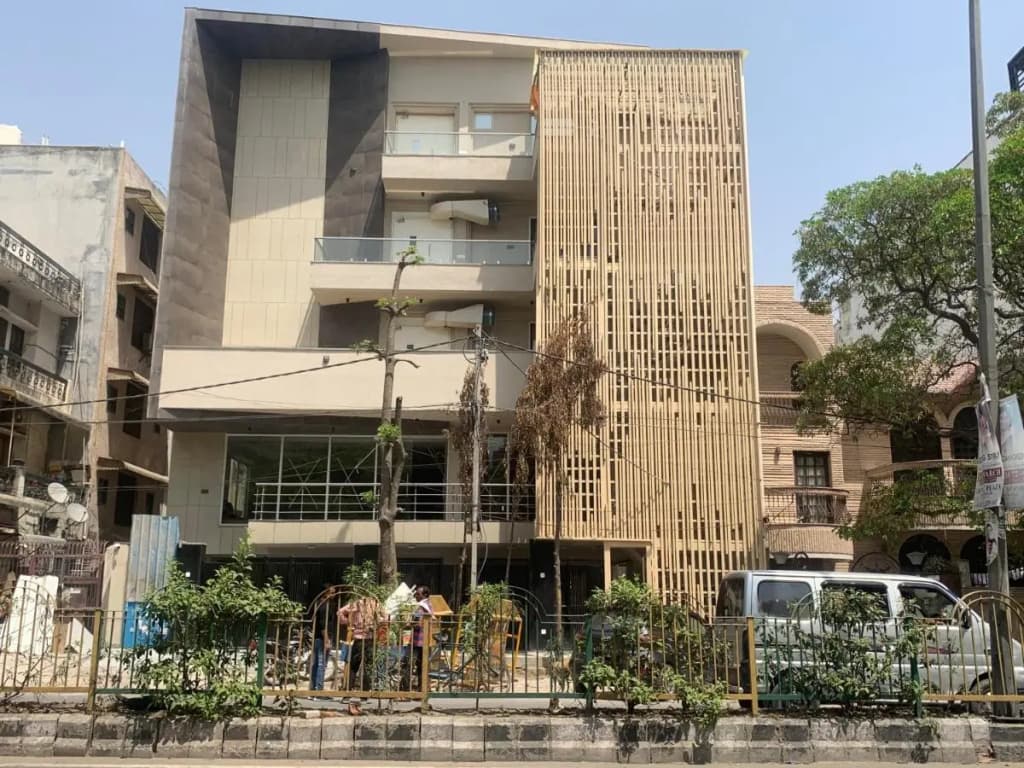 Hotel Leo Saffron - photo 18