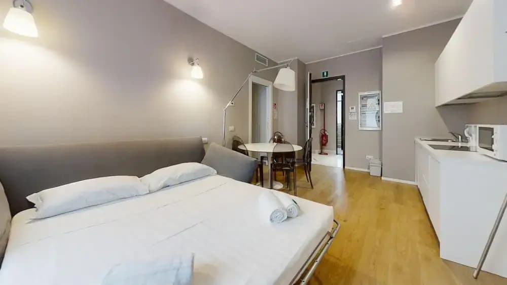 Freguglia E - Modern Cozy 1 BR Steps From Duomo - photo 7