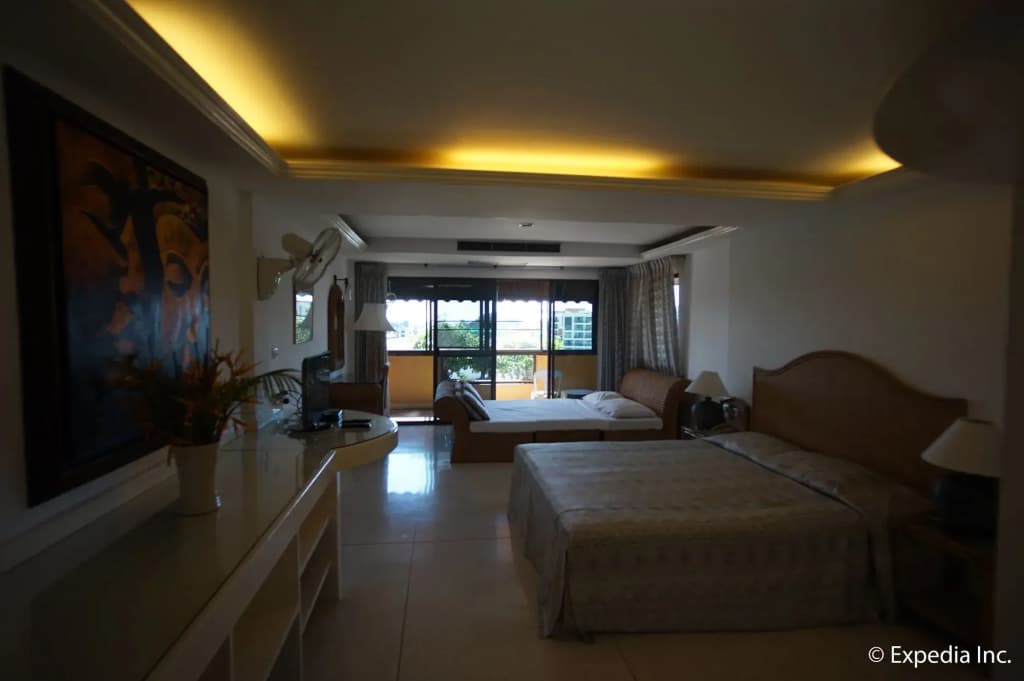 Bougainvillea Terrace House - photo 2