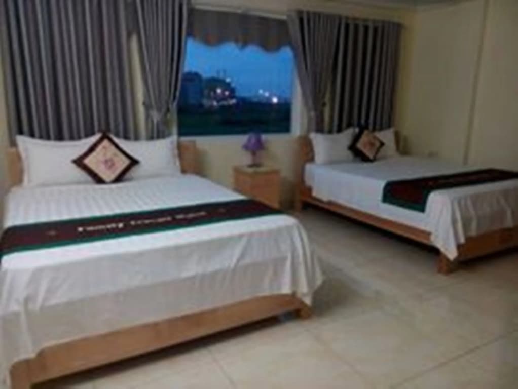 Family Transit Hotel - photo 4