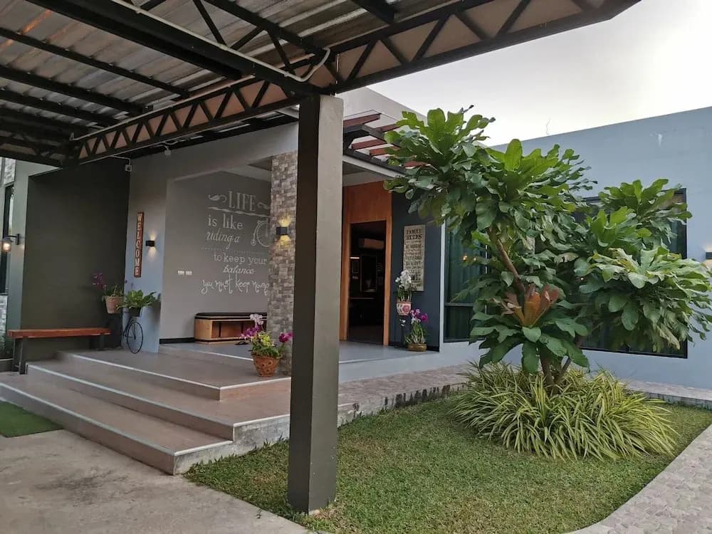 Penny-Farthing Private Pool Villa - photo 16
