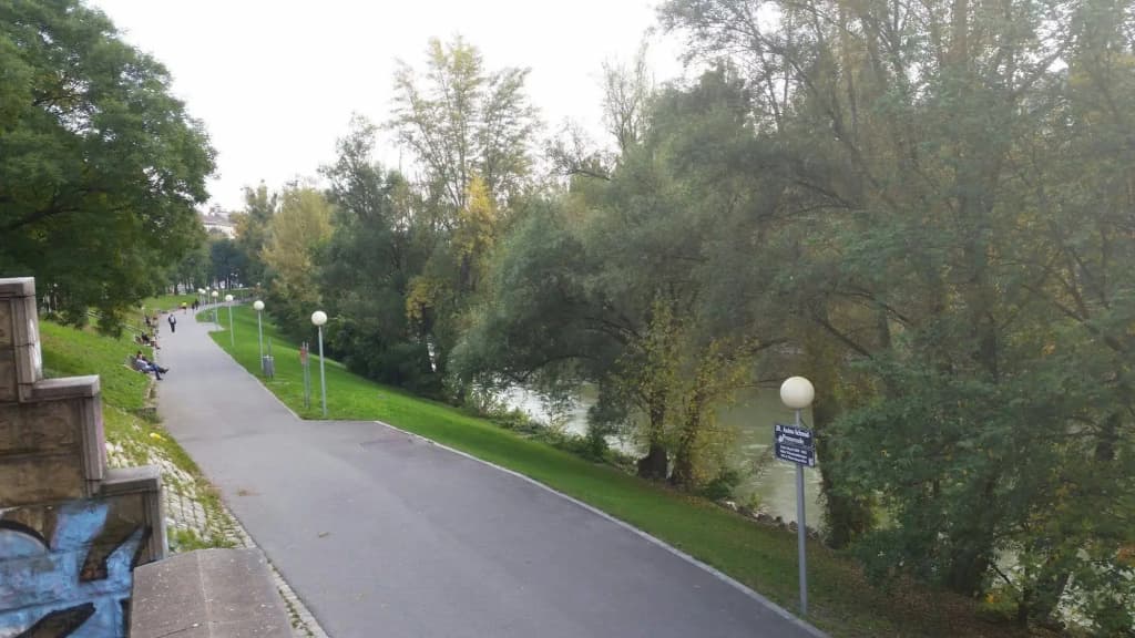 Goldfisch Apartment am Donaukanal - photo 10