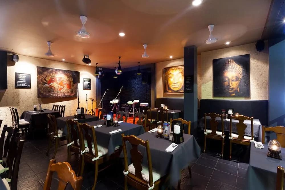 Two Chefs Inn Guesthouse - photo 11