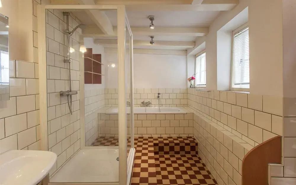 Old Masters Apartment - photo 9