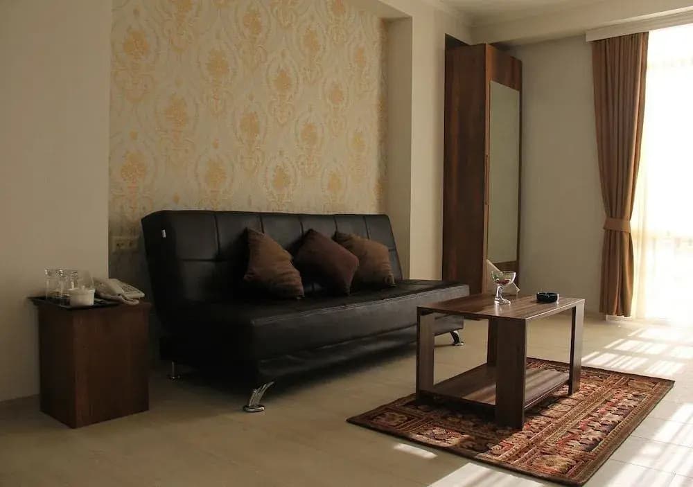 Moonlight Hotel - photo 2