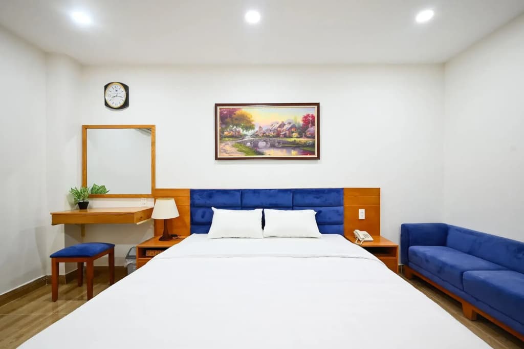Vivian Hotel Saigon Airport - photo 21