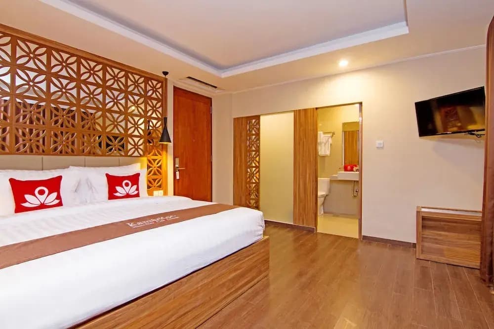 Seminyak Lagoon All Suites Hotel - photo 13